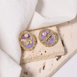 Natural Freshwater Pearl Relief Golden Butterfly Earrings Korean Style Women Luxury Jewelry Fashion Ladies and Girls Gift GE1580