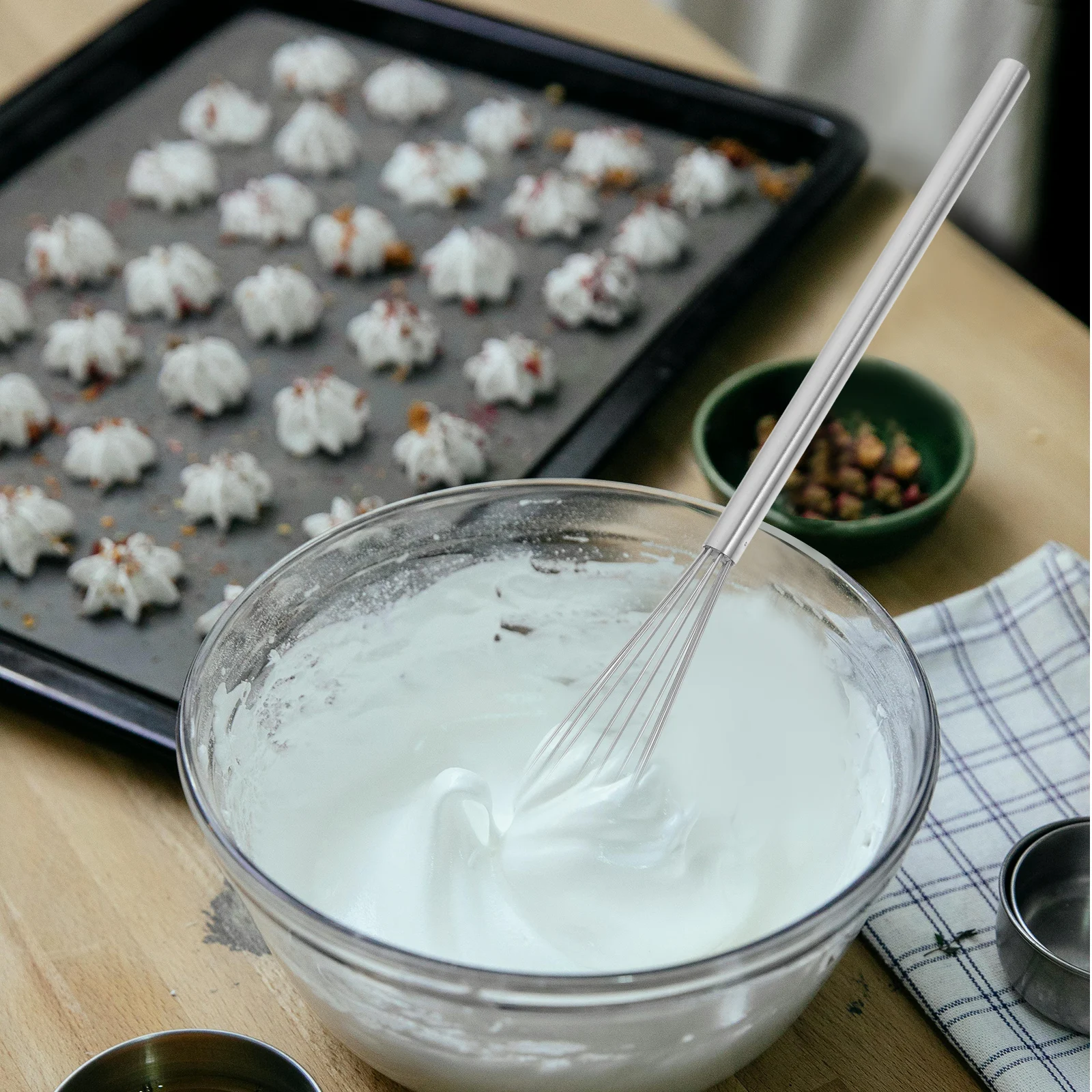 

1pc Stainless Steel Egg Manual Handheld Whisking Tool For Beating Eggs Cream Mixing Metal Wire Stirrer Kitchen Cooking