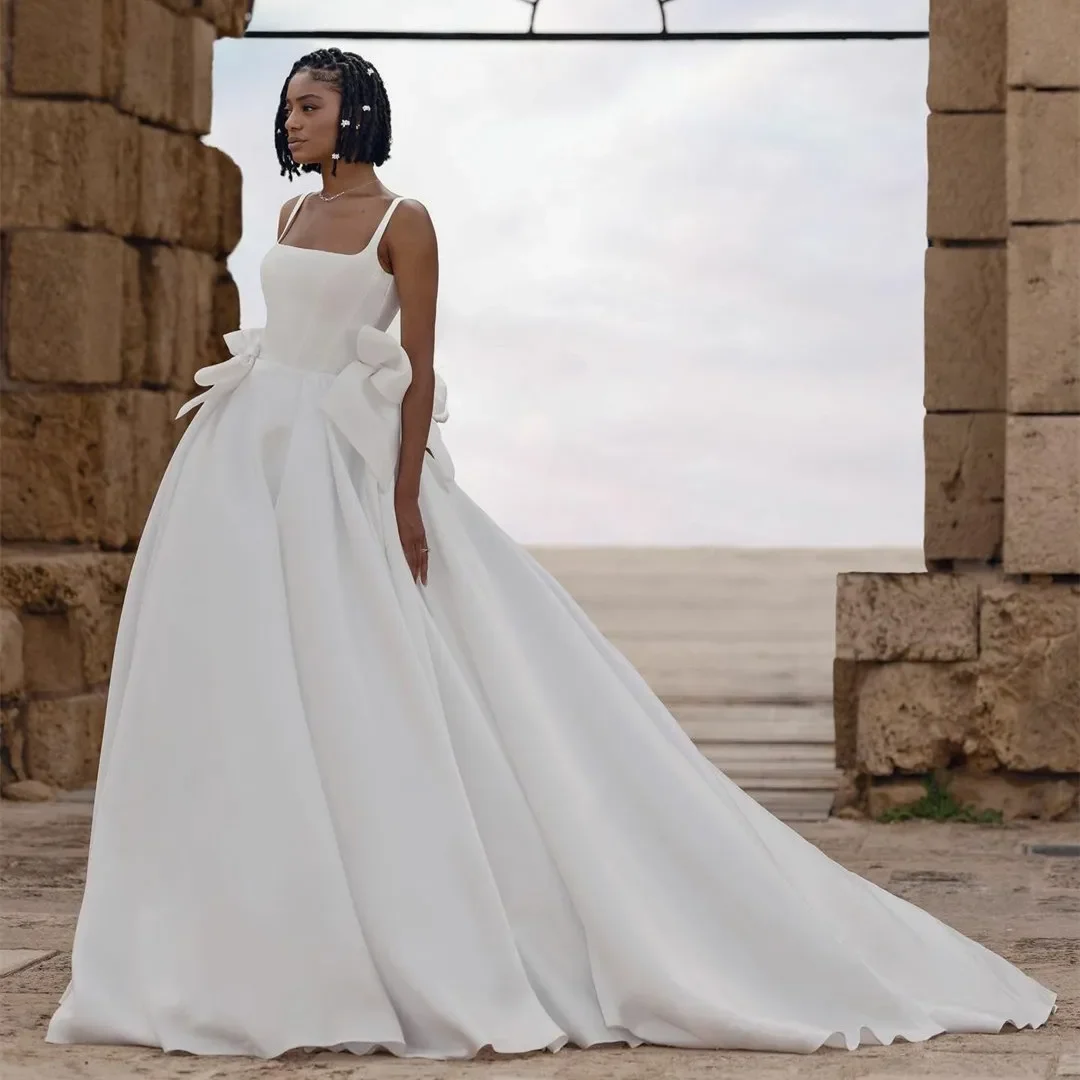 Elegant rectangular collar with bow wedding dress Line a Italian sling pleated sweep train beach custom new bridal dress