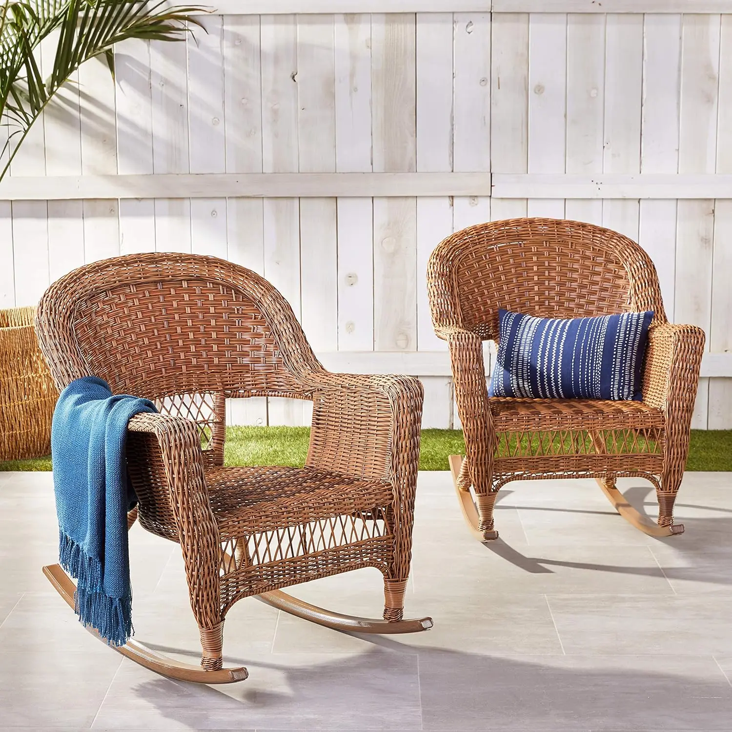 Set of 2 Wicker Rocker Chairs, All weather resin wicker Sofa Set for Garden, Pool, Backyard