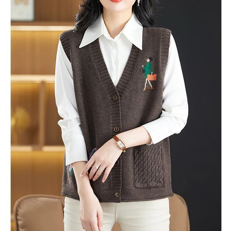 Women Korean Vintage Embroidery Sleeveless Button Cardigan V Neck Elegant All Match Sweater Vest Casual Loose Knitted Waistcoat