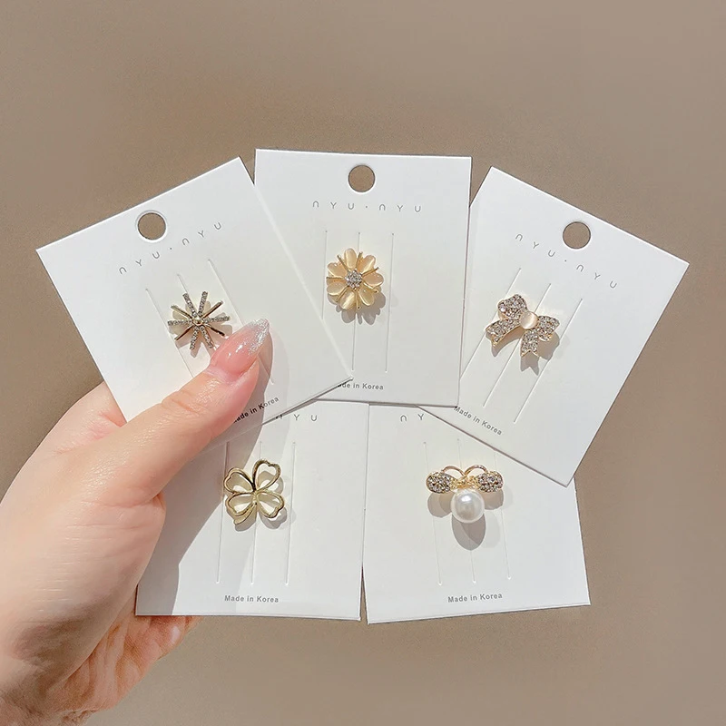 Fashion Brooch Flower Bow Brooches For Women Metal Anti-glare Lapel Pin Fixed Clothes Pins Sweater Coat Clothing Accessories