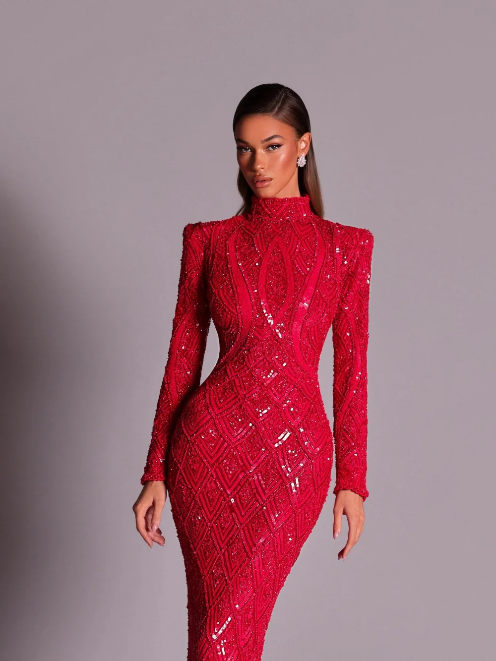 New Arrival Red Beaded Evening Dress Fashionable Backless Long Sleeve Wedding Party Gown Customized High Collar Prom Dresses