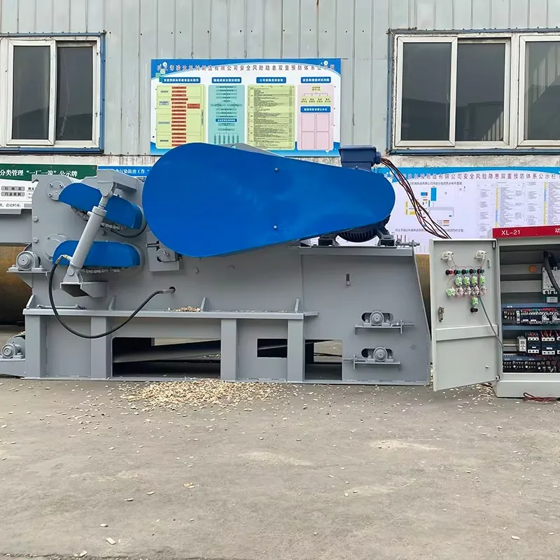 Industrial Wood Drum Chipper With Automatic Feeding Roller And Electric Control Cabinet For Log Wood Chip Production Customized