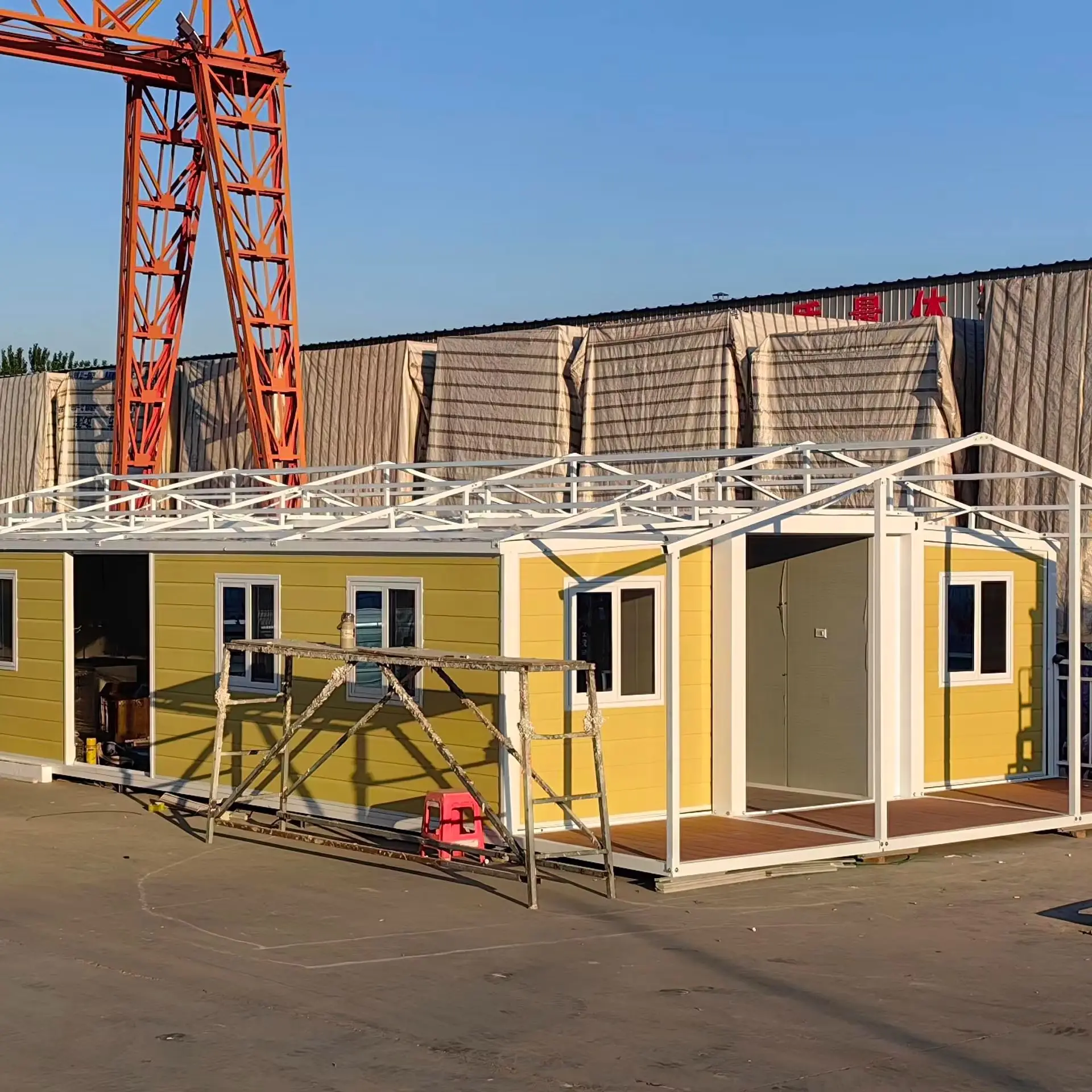 Prefabricated Container House Garden Room Easily Assembled Luxury Home Folding Tiny House Foldable Container House with Bathroom