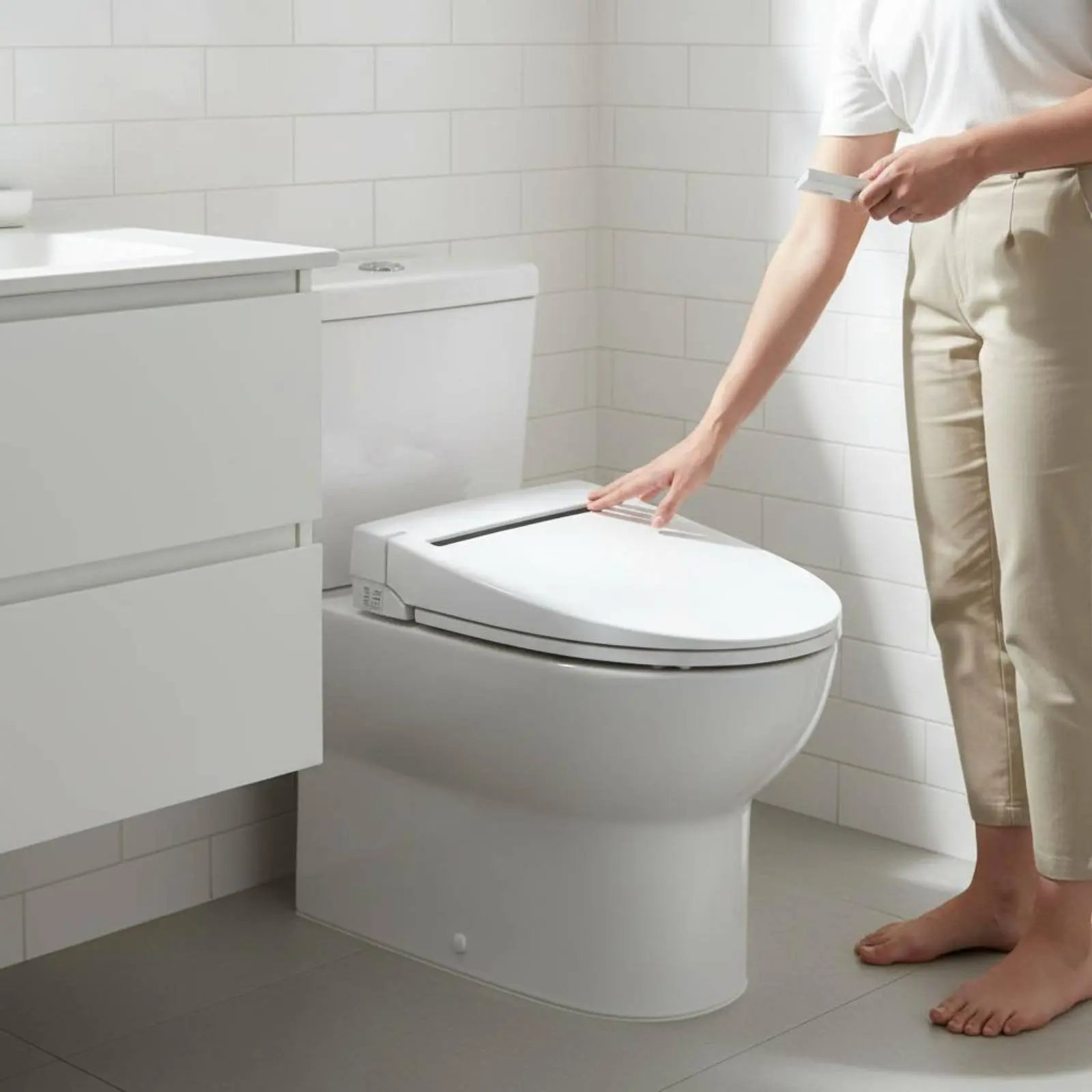 Smart Toilet Seat Wireless Control Heated Toilet Seat Bathroom Fixture Hands Free Ambient Lighting view 4