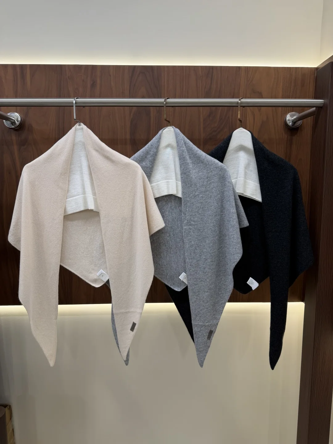 New Autumn/Winter High-Quality Cashmere Scarf/Shawl – 3 Colors – One Size