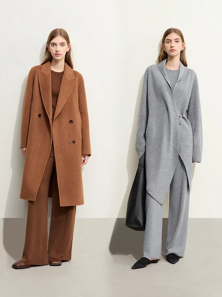 Amii minimalista feminino camisola colete 2025 inverno nova moda em torno do pescoço sem mangas camisola de malha de lã sólida senhora topos 12354047