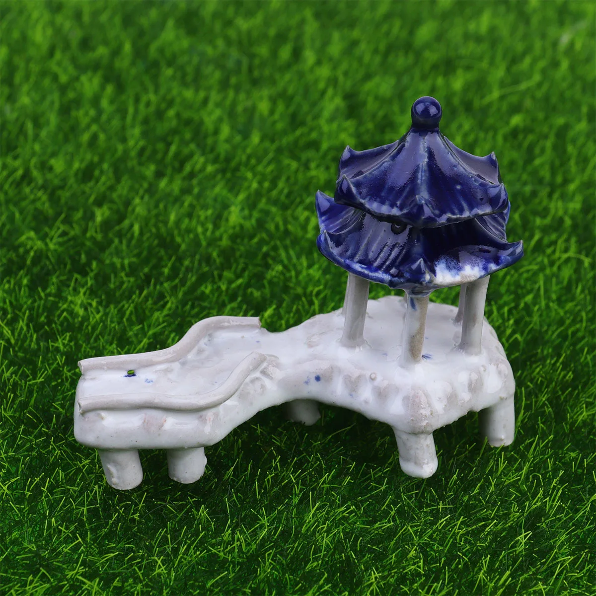 

2Pcs Ceramic Pavilion Fish Tank Ornament Colorful Aquarium Decoration Landscape Craft Aquarium Pavilion Decor for Fresh