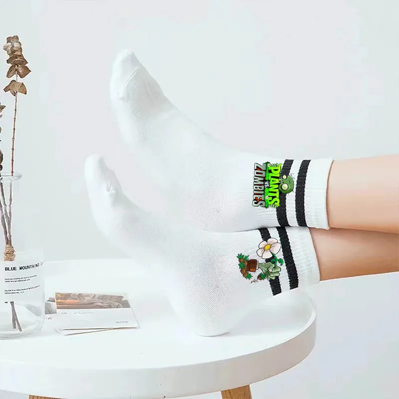 Calcetines de plantas y Zombies para mujer, medias transpirables de Color sólido, cómodas, informales, absorbentes de sudor, para Otoño e Invierno