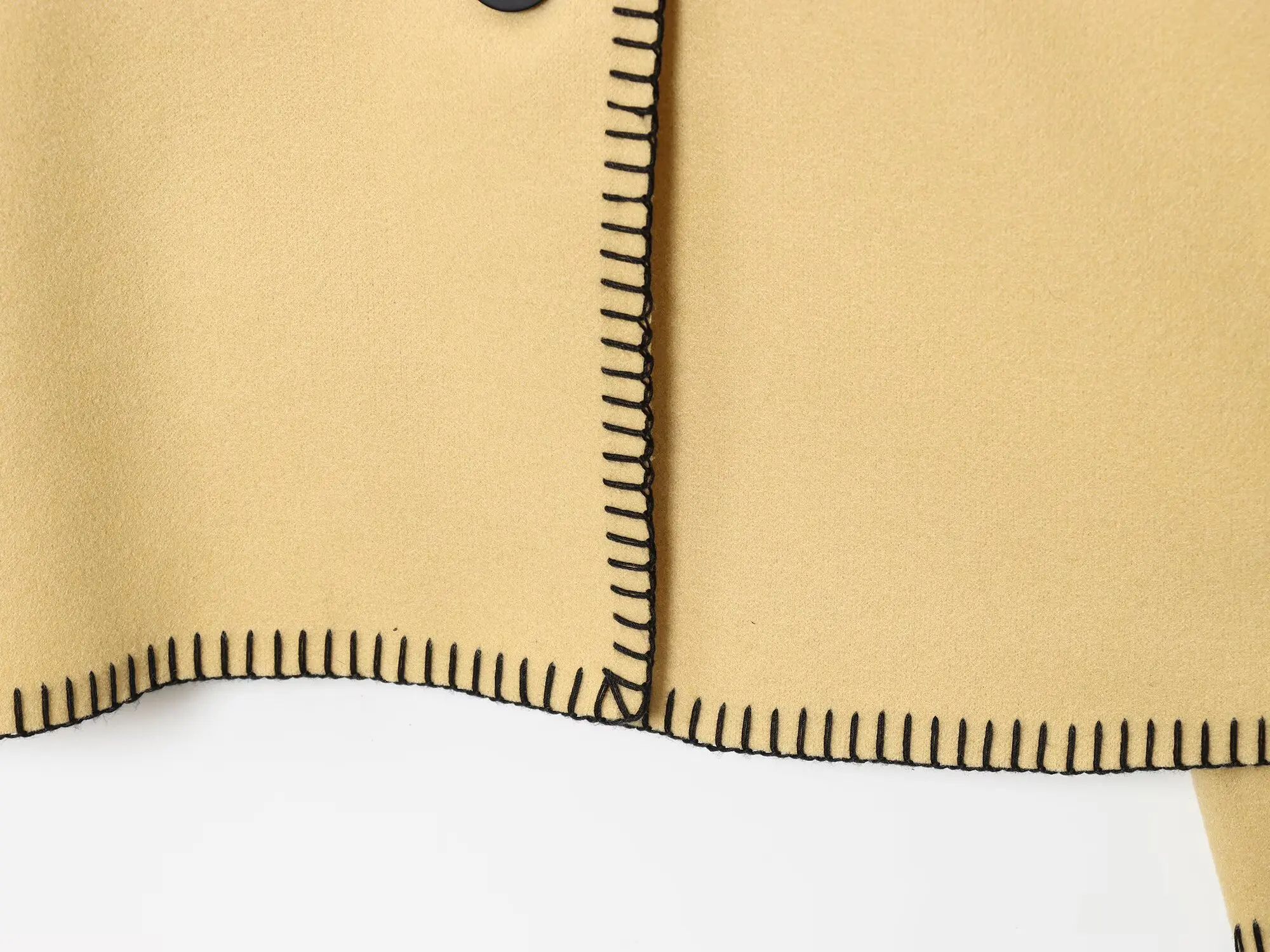 

HH Women Elegant Versatile Turn-down Collar Artificial Fur Vest Female Simple Causal Slim Sleeveless Solid 2025 Autumn Top