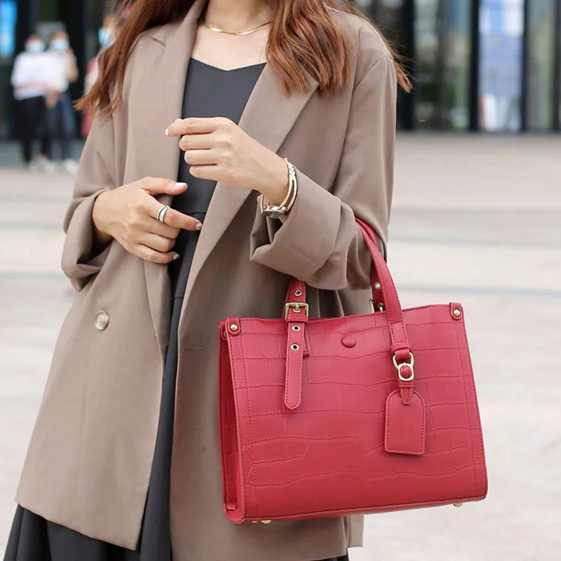

New Arrival in Summer 2025! Cowhide Crossbody/Handheld Tote Bag. Genuine Leather, Stylish Women's Bag, Extremely Versatile Mom B