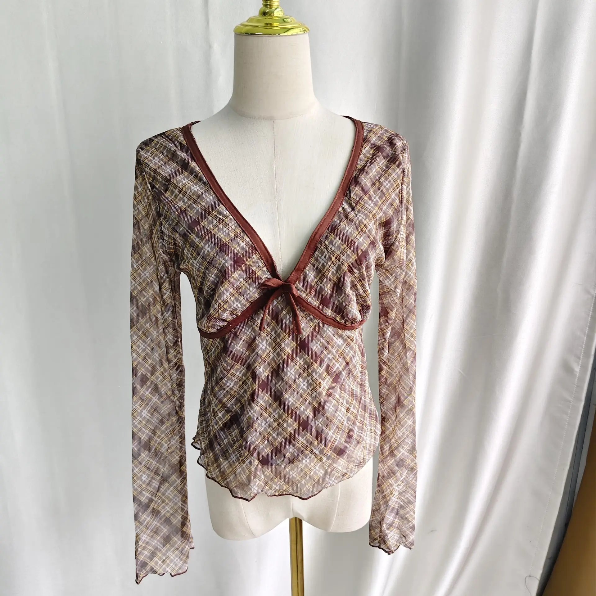 Kimotimo 2026 New Sexy Plaid Long Sleeve T Shirt Women Bow V Neck Slim Fit Versatile Crop Top French Vintage Spicy Girl Tees Ins