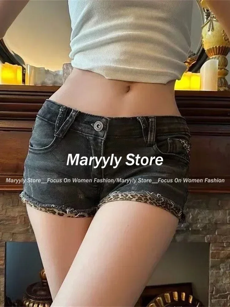 Women\'s Black Denim Shorts Vintage Low Waist Mini Jeans Shorts Y2k Shorts Pants Harajuku Trashy Emo 2000s Gothic Clothes Summer