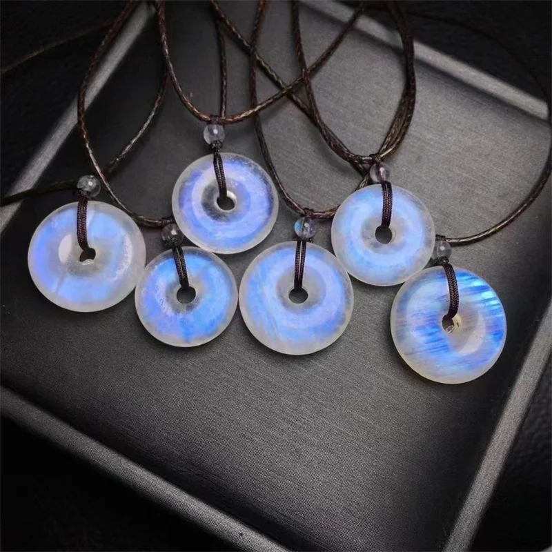 Natural Blue Moon Stone Safety Buckle Pendant Crystal Polishing Exquisite Girl Jewelry Healing Fengshui Stone Gift 1PCS