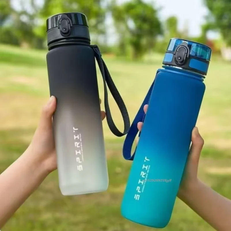 Bouteille d'eau dégradée - Capacité 1000ml/500ml/650ml/750ml - Idéale pour le camping, les voyages, la gym et le fitness