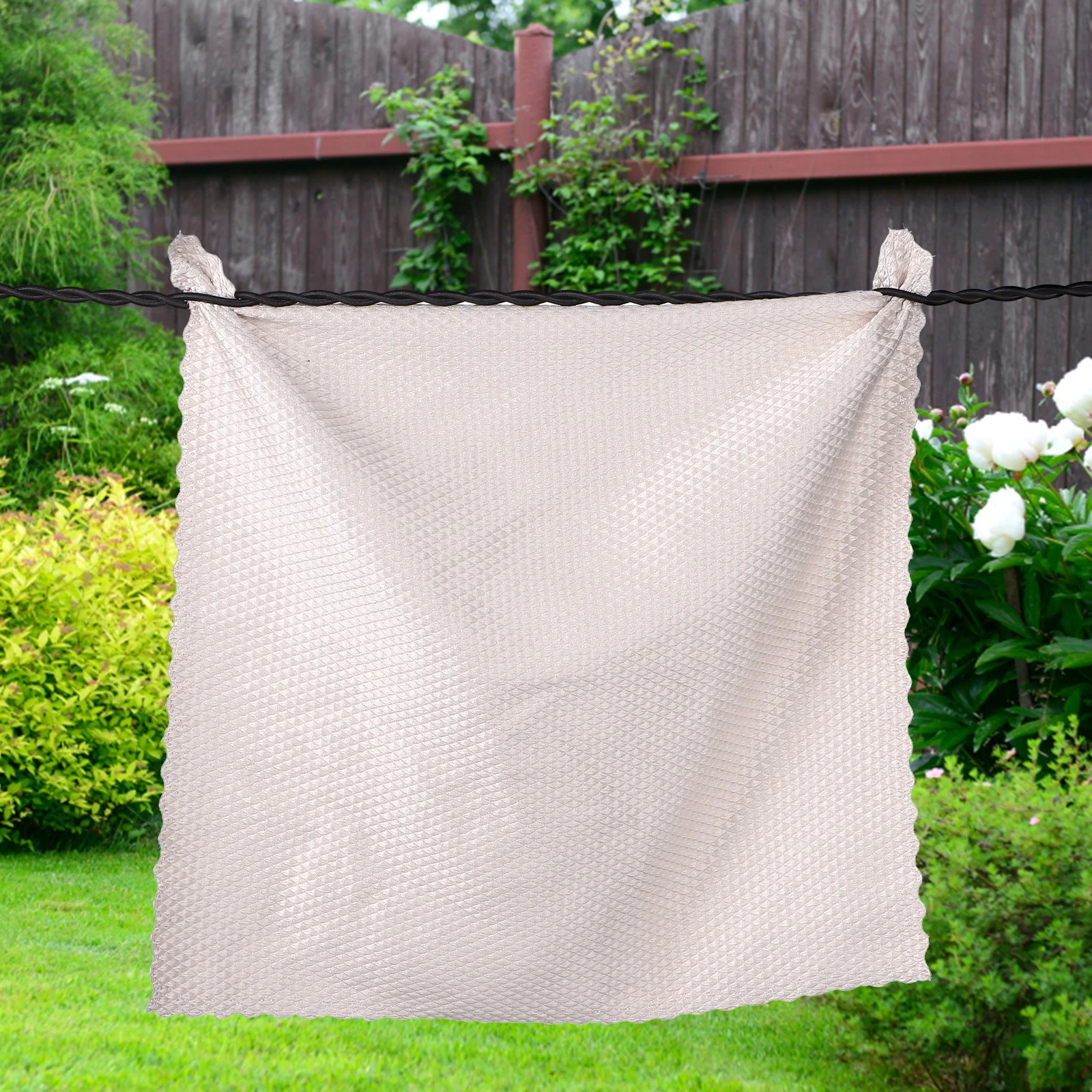 

2Pcs Portable Retractable Travel Clothesline with Suction Cups Hooks 8 Clips for Camping Travel Clothesline Camping Accessory,