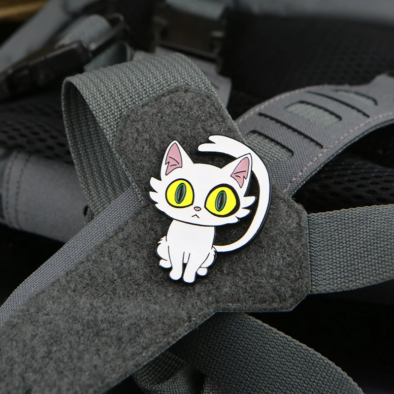 Parche metal gato blanco táctico con gancho para chaleco o chaqueta - imagen 2