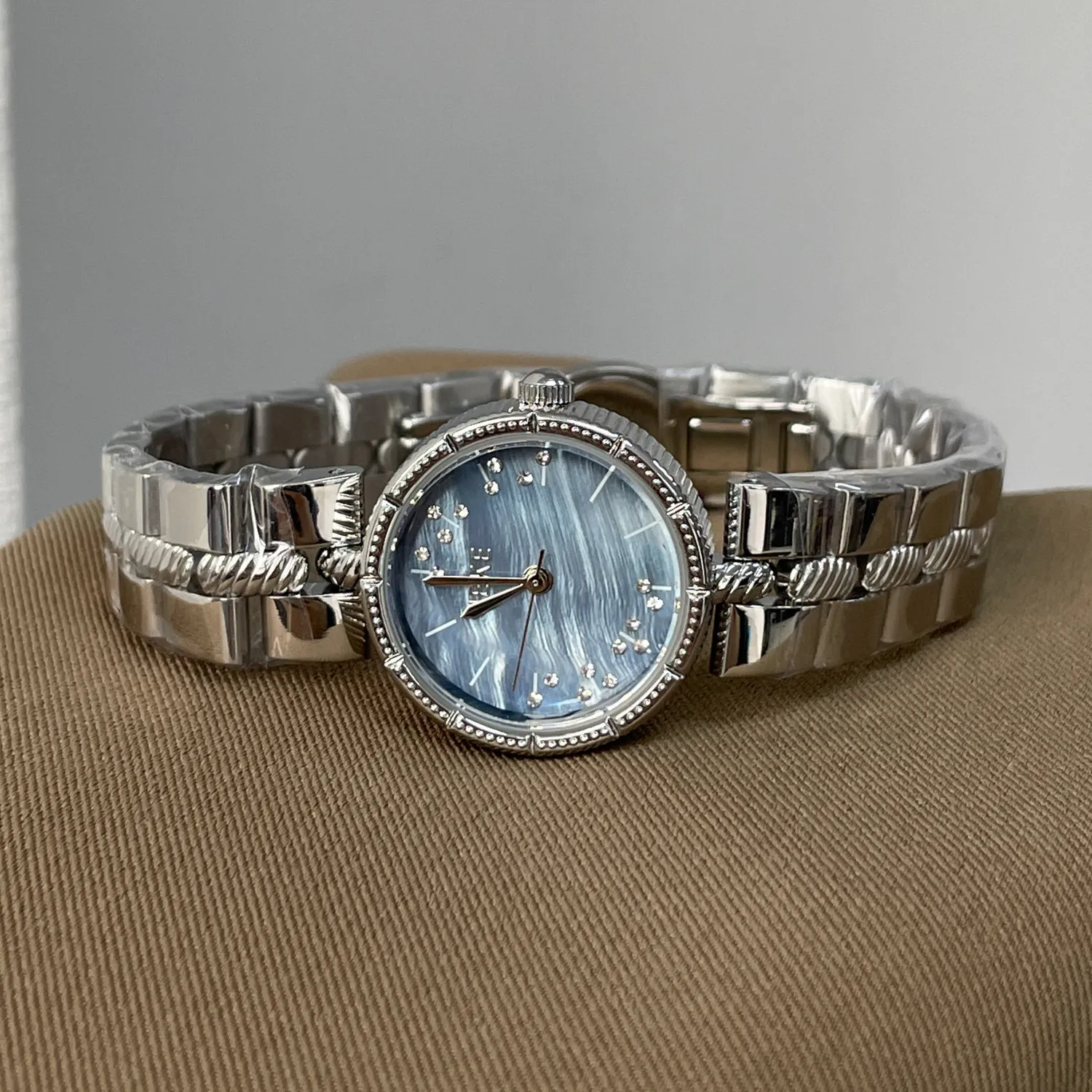 Ocean Blue Watch For WomenA HighFashion2026New Model An Elegant And Stylish Wristwatch A Fashionable And Luxurious Women'S Watch