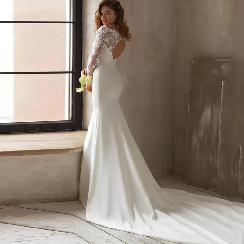 Simple Long Sleeve Wedding Dress with Slimming Mermaid Court Train Soft Tulle