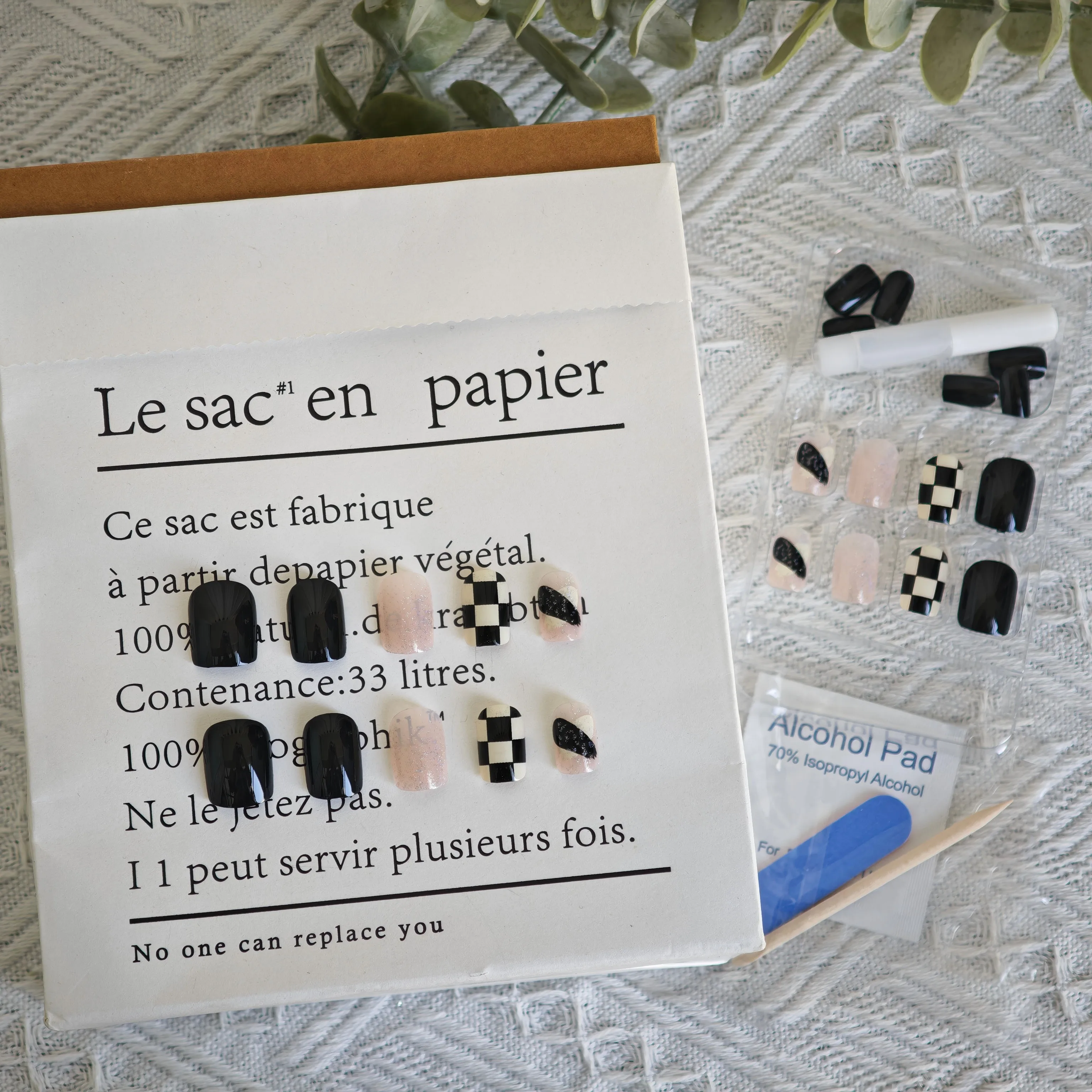 24 قطعة اضغط على الأظافر - رقعة الشطرنج اللامعة باللون الأسود الحلو والحاد |   نمط الجرونج جلام Instagram والمقاسات المختلطة