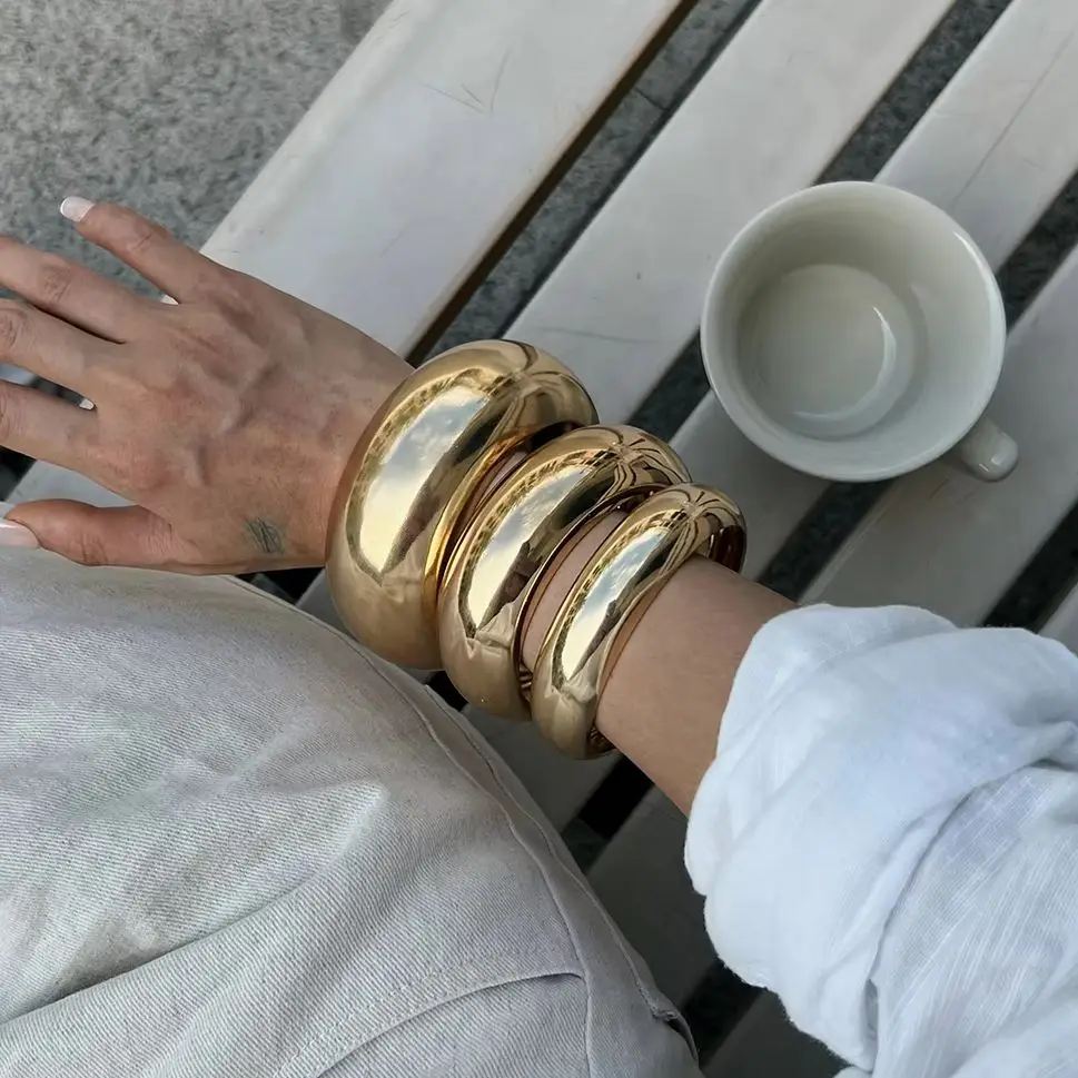 

KunJoe Exaggerated Gold Color Round Large Wide Bangle For Women Punk Smooth Surface Chunky Bangle Party Bracelet Rock Jewelry