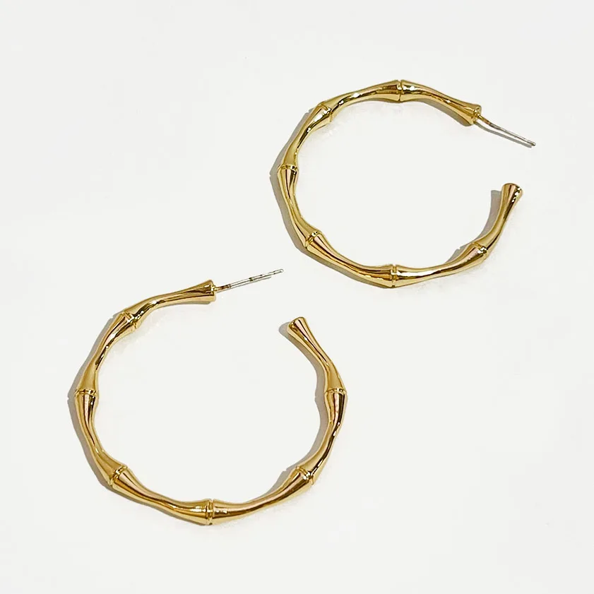Peri\'sBox C Shape Geometric Bamboo Earrings Textured Medium Hoop Earrings for Women Minimalist Brass Gold Color Earrings Fashion