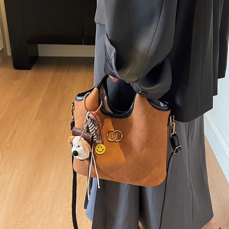 

2025 Architectural Tote Bag, Multi-Way Convertible Shoulder & Crossbody Purse for Women, Spacious Day to Night Carryall