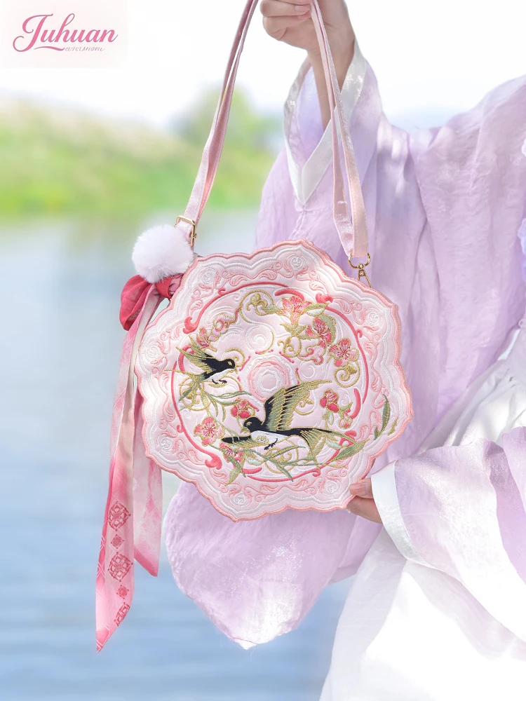 

Original New Chinese Antique Accessories Embroidered Pink Lolita Bronze Mirror Hanfu with Portable Oblique Span Bags for Women