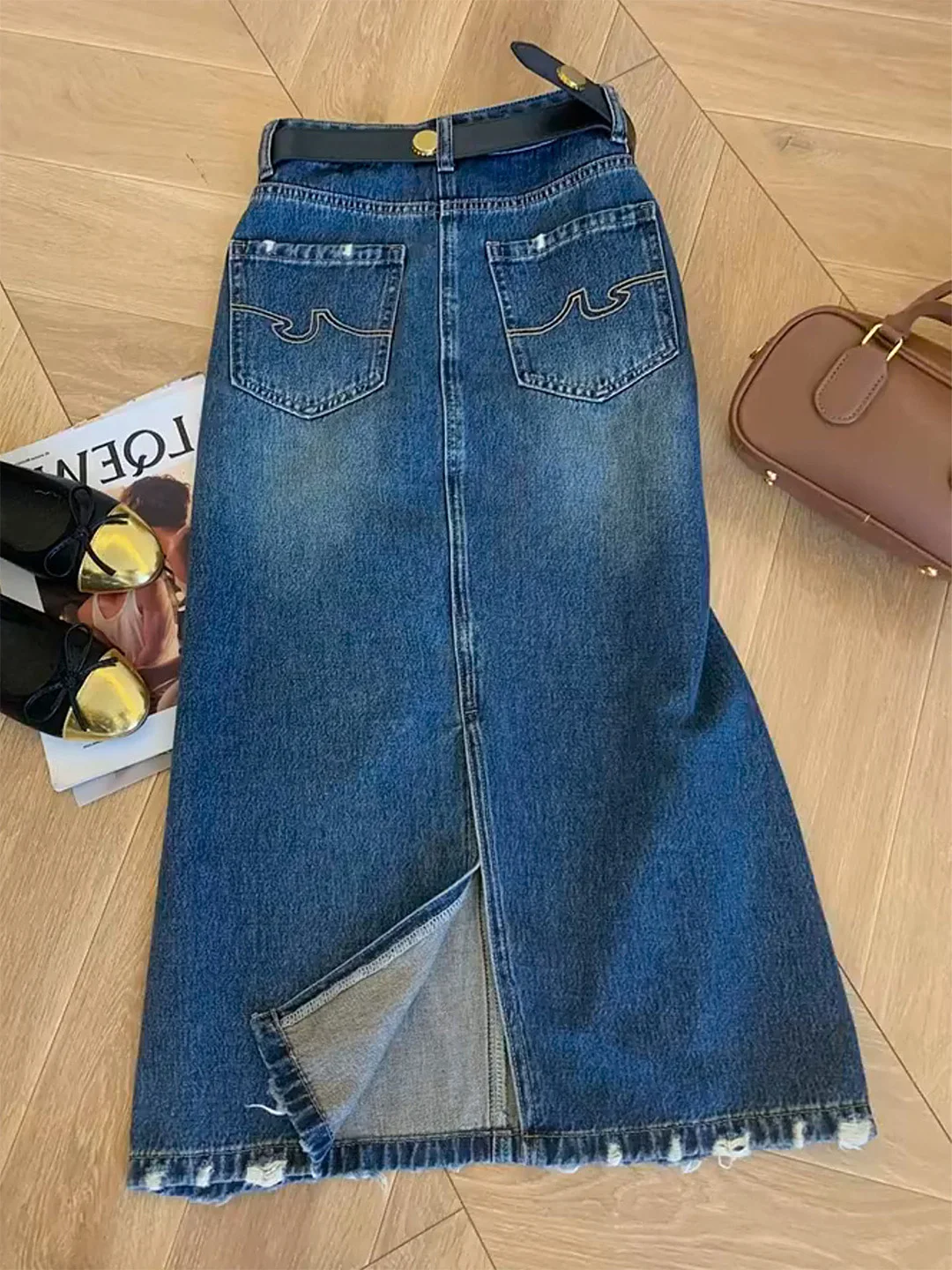 

High Waist American Retro Denim Skirt Women's A-Line Long Split Skirt Spring 2026 New Style Casual Wear Resistant Pure Color
