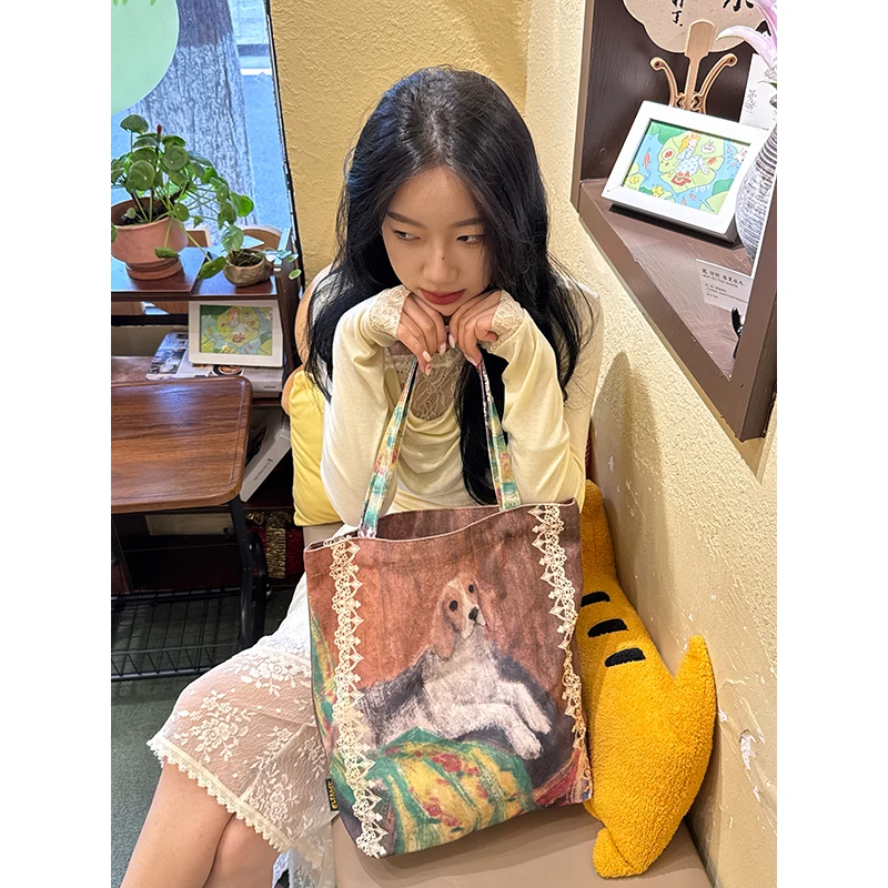 ELFSACK 2025 Autumn New Arrival Y2K Colorful Hand Painted Animal Tote Bag Original Art Print Canvas Shoulder Bag for woman