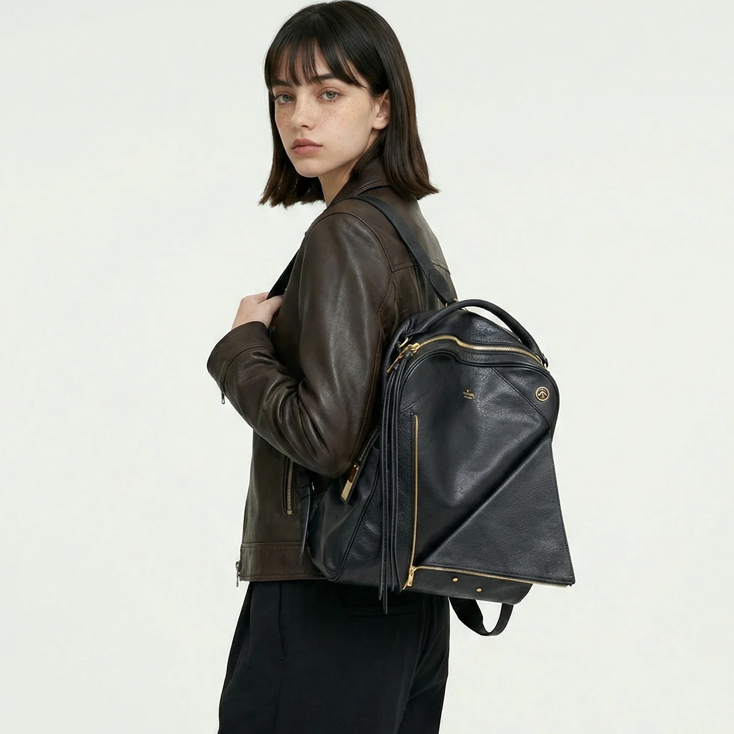 

Bags Women Unisex Men Genuine Leather Small Backpack Fashion Light Luxury Original Design High End Casual Travel Girl schoolbag