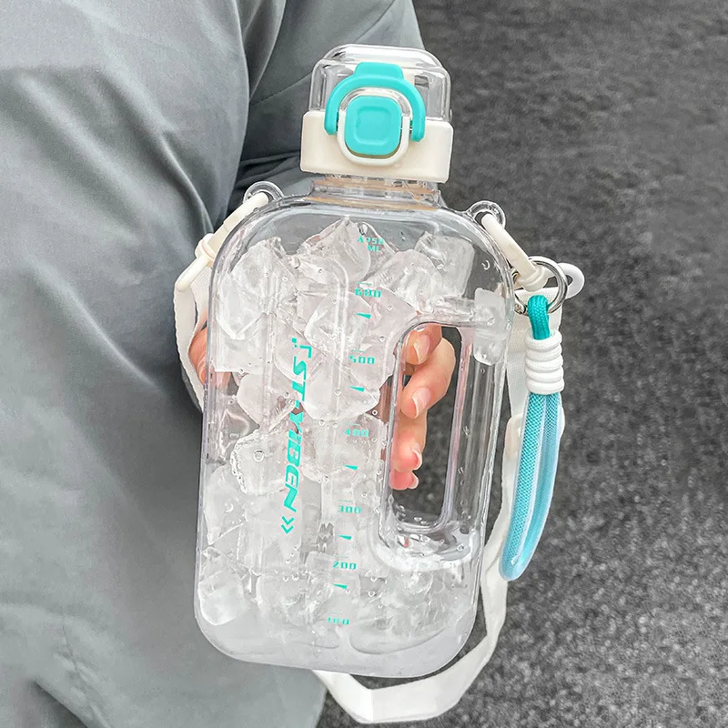 

Симпатичная плоская прозрачная бутылка для воды, портативная дорожная столовая с регулируемым ремешком, элегантная тонкая бутылка для спортивного кемпинга