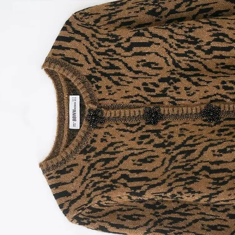 

HH Autumn Women Elegant Long Sleeve Round Collar Knitted Short Jacket Women High Street Single-breasted Animal Jacquard Sweater