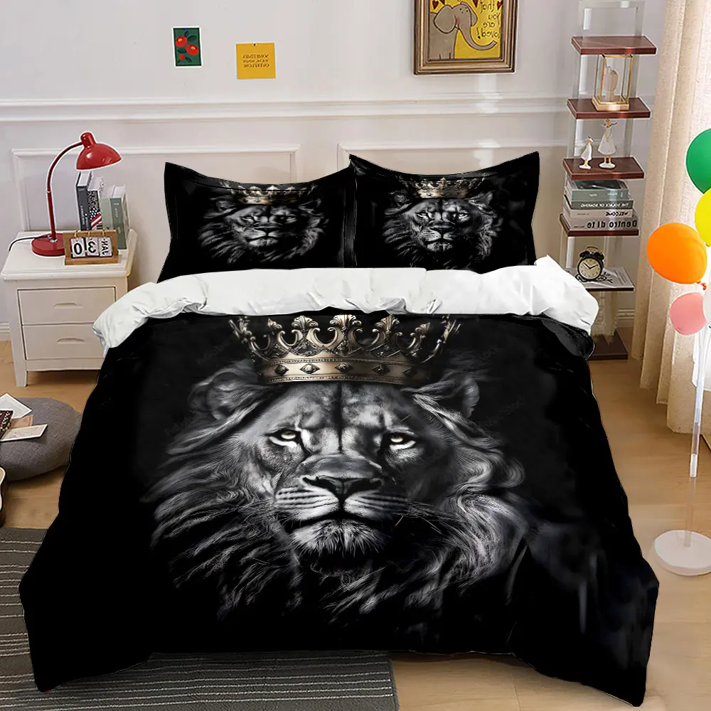 Majestic Lion with Regal Crown Print Bedding Set 1 Duvet Cover 2 Pillowcases for Adult and Children Luxury Gift Full Size