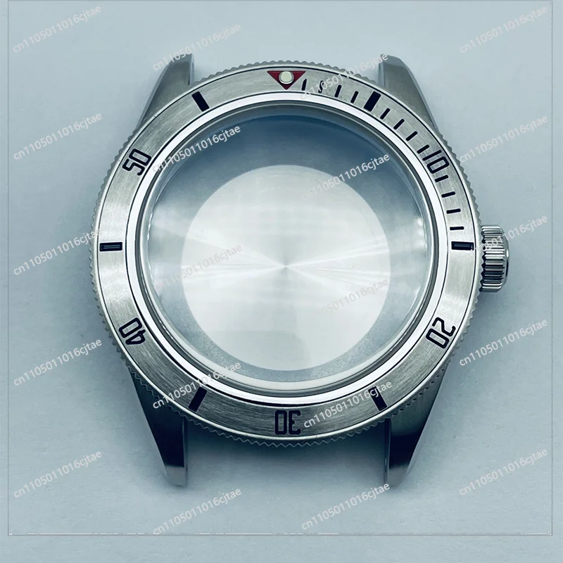 For High-end Polished Modified Case with NH35 Movement, Retro Style Case Type 38MM Mirror Sapphire Glass