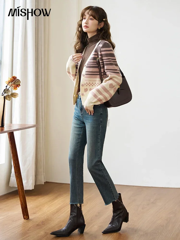 MISHOW Contrast Sweater 2023 Autumn Striped Casual V-neck Single Breasted Sweet Slim Cardigans Senior Sense Knitted MXC45Z0141