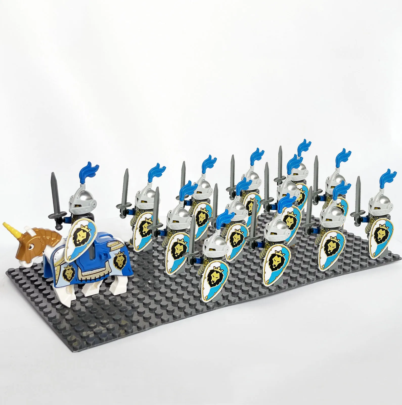 13pcs Vintage Castle Kingdoms Red Dragon Royal Knights Horse Dark Blue Lion Army Solider Minifig Building Block Toys for Kids