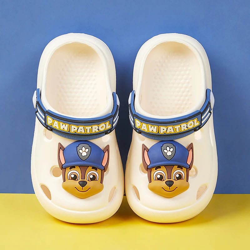 

New Sandal Slippers Cute Cartoon Dog Boys Summer Beach Sandals Cave Hole Female Garden Shoes for Students Girls Hole Slippers