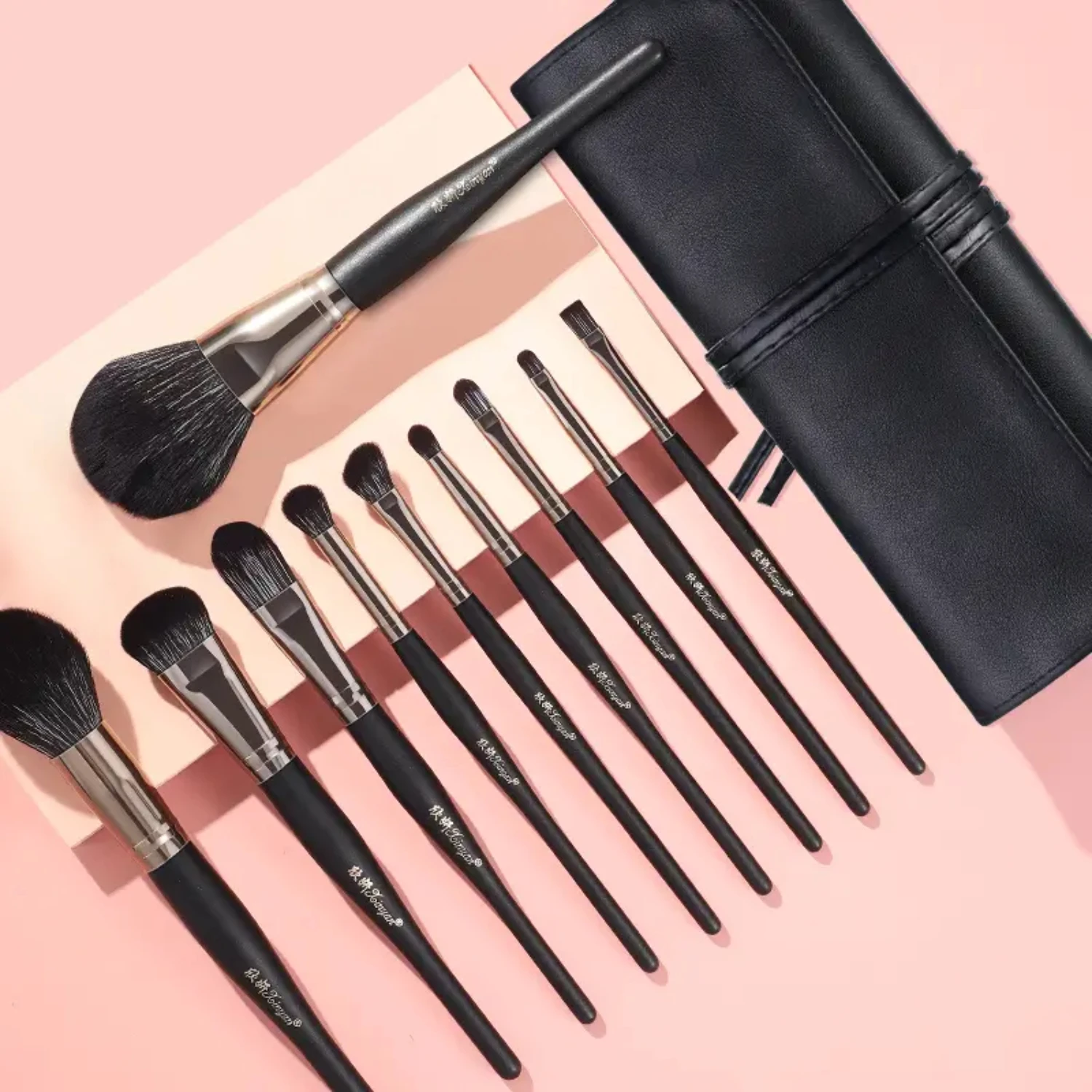 10개의 고품질 브러쉬와 보관 가방이 포함된 고급스러운 전문 페이셜 뷰티 메이크업 블러셔