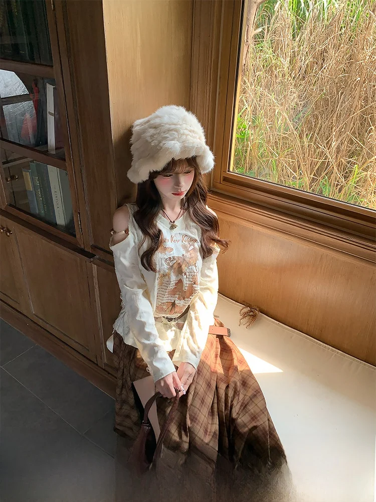 Shoulder Bared Knitted Top Women's Loose Fit Long Sleeve T-Shirt  Print Autumnwear Soft Polyester Fabric Outdoor Style