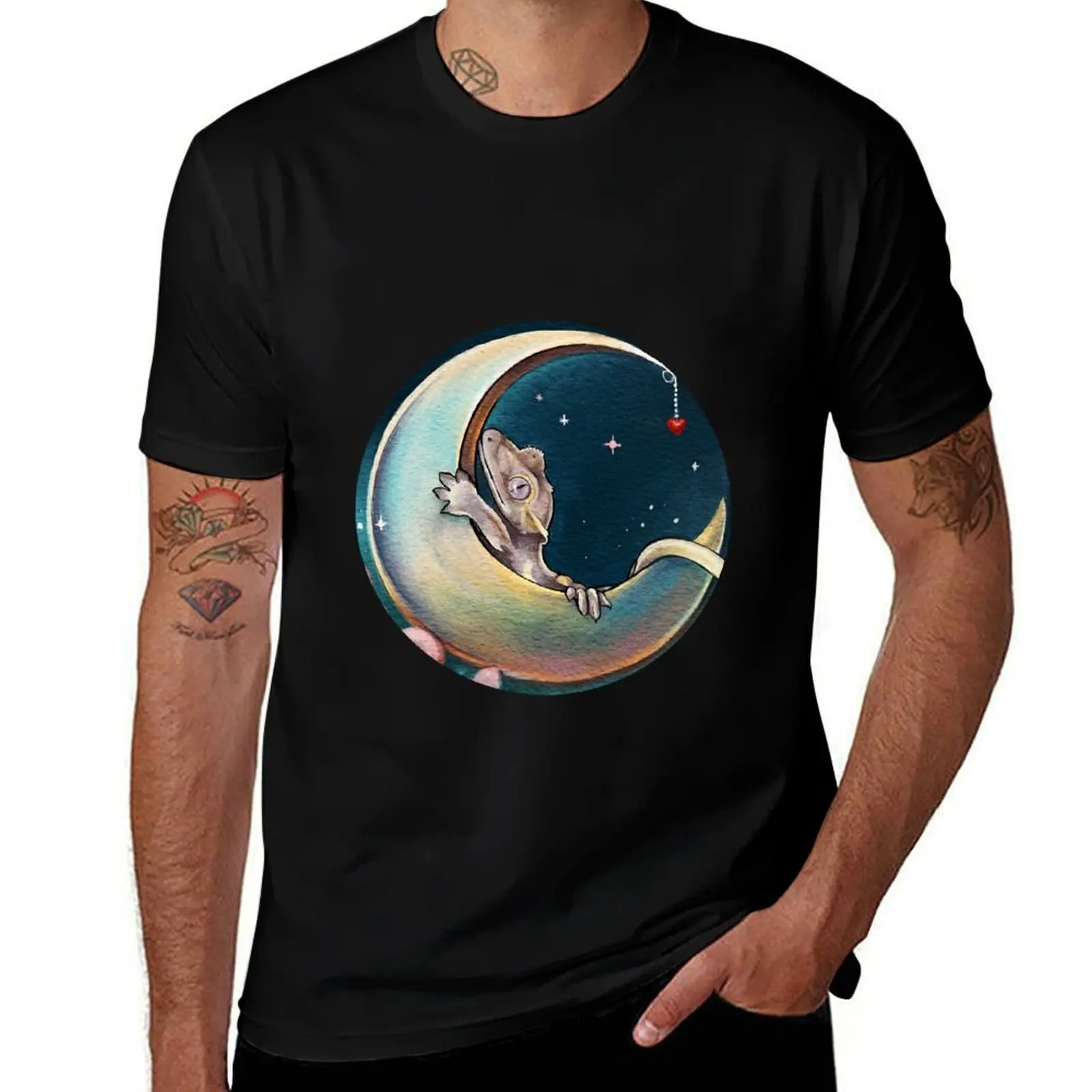 Bedtime Lilly White Crested Gecko Moon Art T-Shirt Outdoor Work Short Sleeve Top