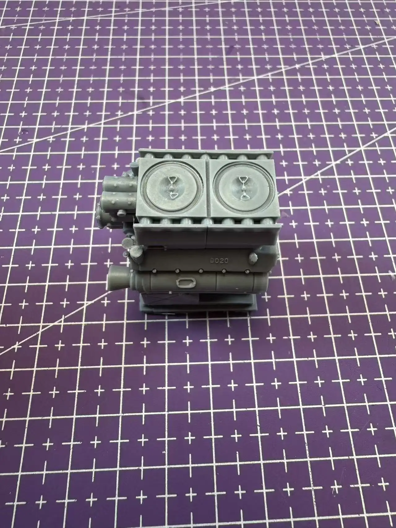 1/35 Casting Resin Model Assembly Kit, GK，Leopard Tank HP320 P30 Resin Engine, Unpainted