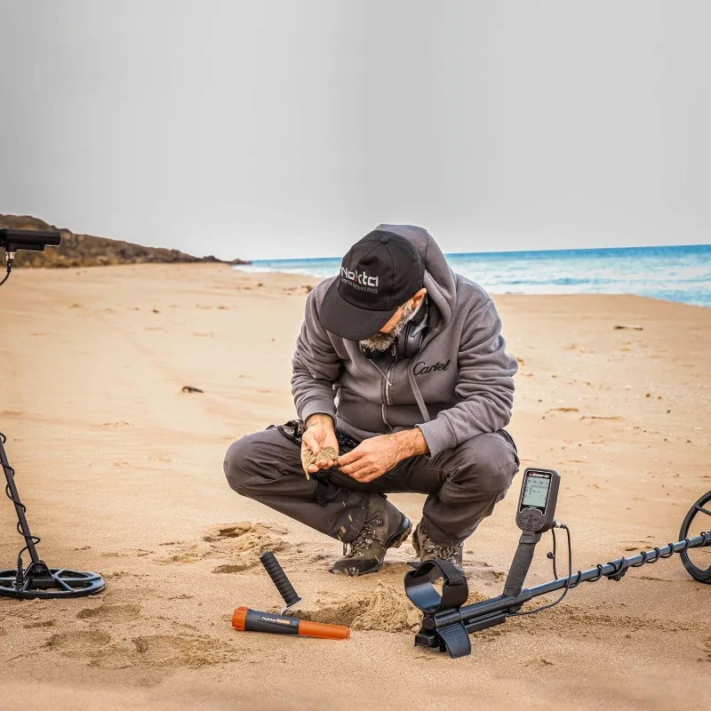 เครื่องตรวจจับโลหะเดอะเลเจนด์เครื่องตรวจจับกันน้ำสำหรับผู้ใหญ่พร้อมคอยล์ 12 นิ้ว (เดอะเลเจนด์+ หูฟังไร้สาย)