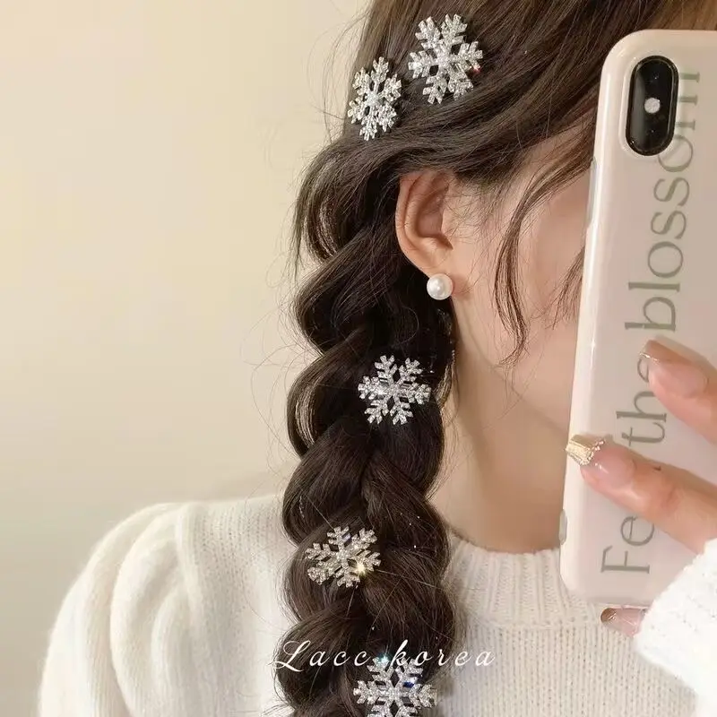 

Christmas and New Year Snowflake Hair Clip Sparkling Rhinestone Duckbill Clip Festival Party Hair Accessories Gift for Women