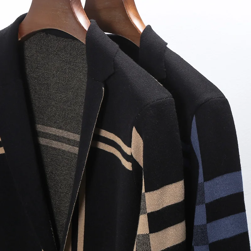 고급 남성 니트 정장 가디건 편안한 체크 무늬 자카드 긴팔 코트 가을 다용도 트렌드 남성복 상의