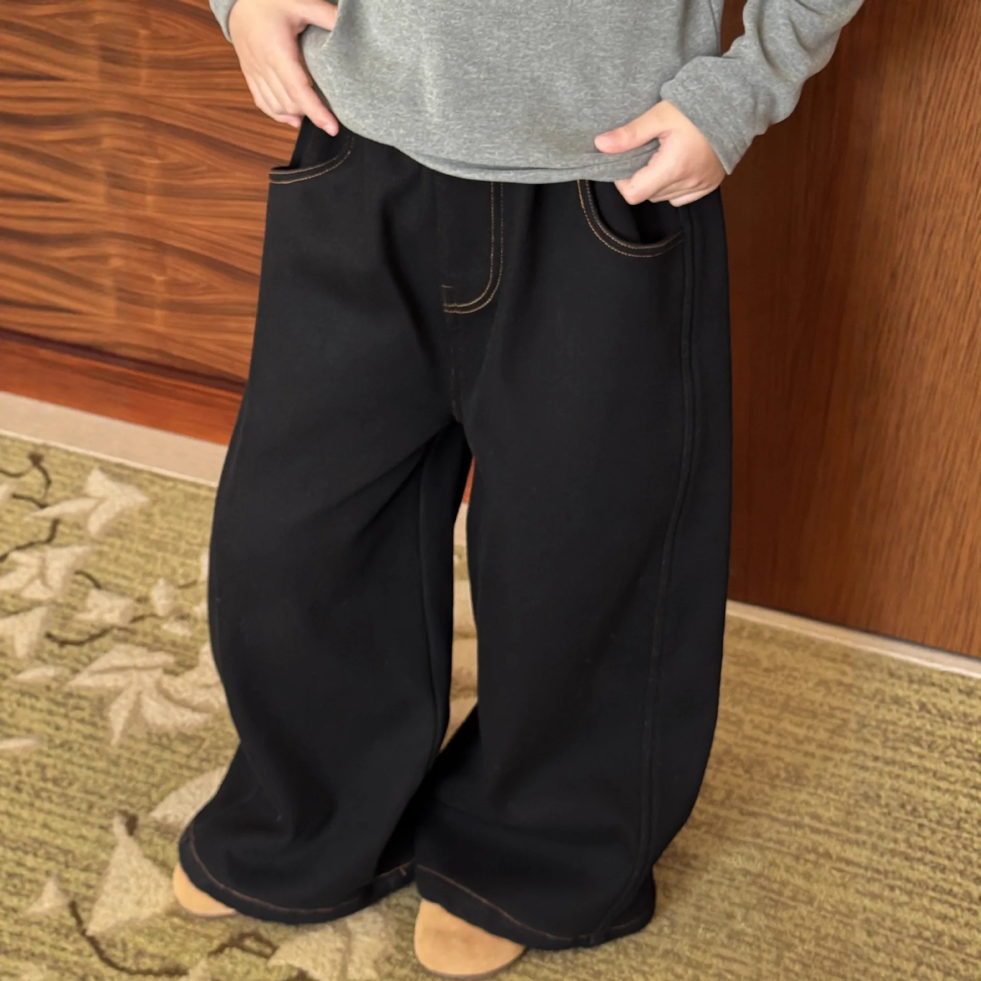 

Новые осенне-зимние черные теплые универсальные флисовые джинсы для мальчиков, детская одежда, детские модные простые утолщенные широкие джинсы