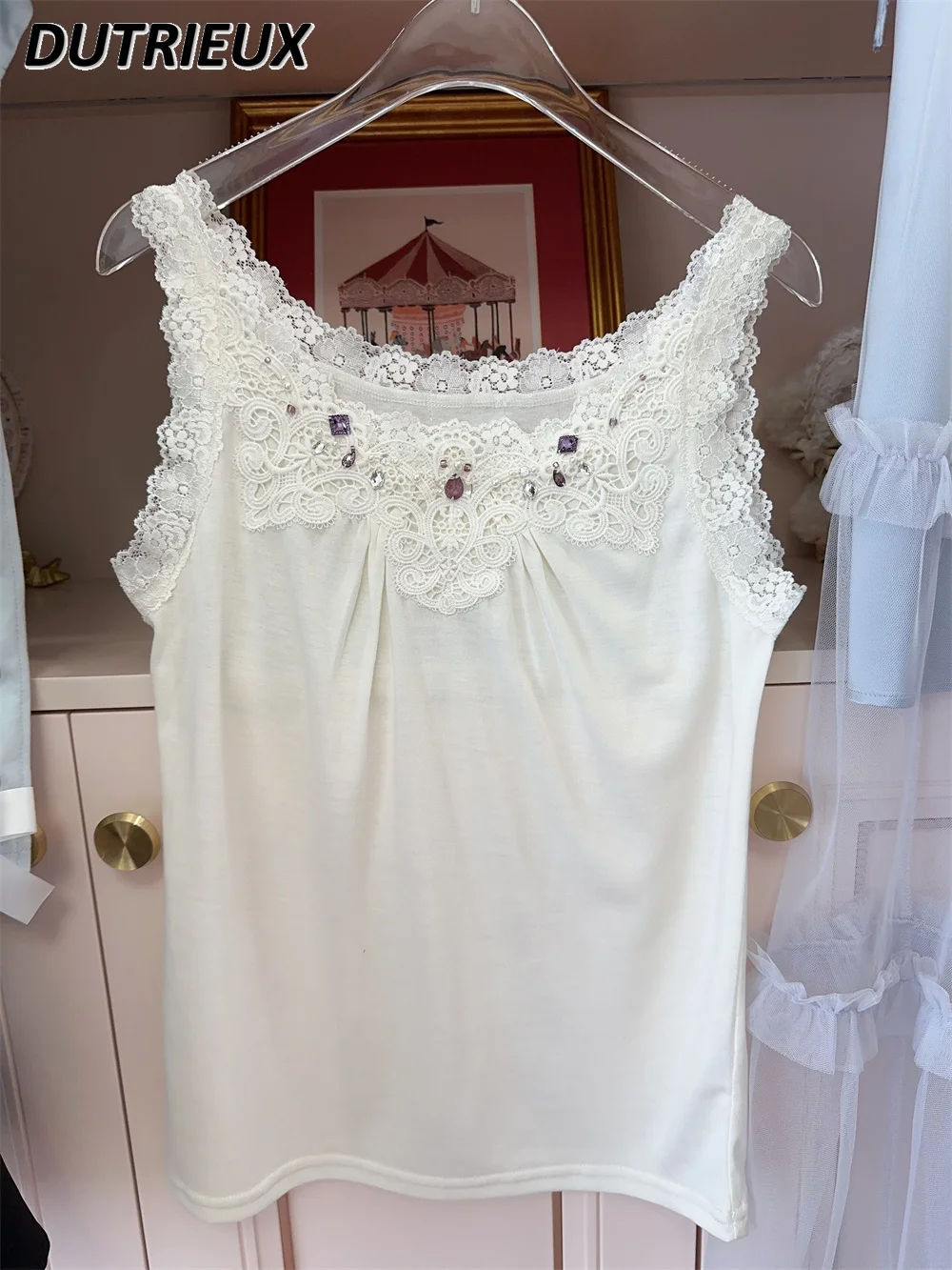 

Japanese Sweet Summer New White Base Vest Exquisite Retro Cute Beaded Lace Splicing Sling Solid Color Inner Wear Tank Tops