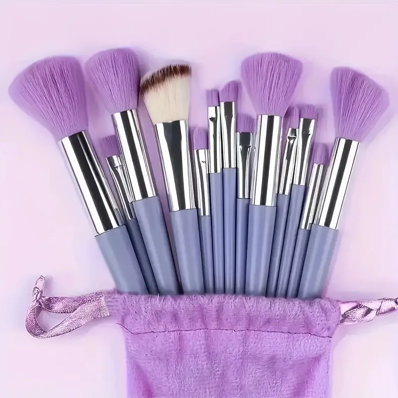 Set di pennelli per trucco viola da 13 pezzi con spugna frullatore e soffio per cipria – Kit completo di pennelli cosmetici per fondotinta, contorno, occhihado