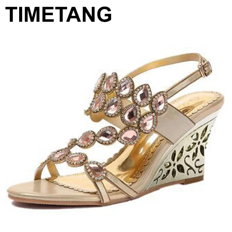 

2025 новая пикантная модная обувь, элегантные женские сандалии на танкетке с цветочным дизайном и стразами, кожаные женские сандалии на танкетке с кристаллами